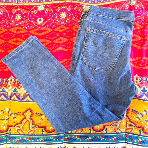 Levi's Boyfriend Jeans Womens 29 Blue Medium Wash Distressed Stretch- 2 Pair - Picture 3 of 15